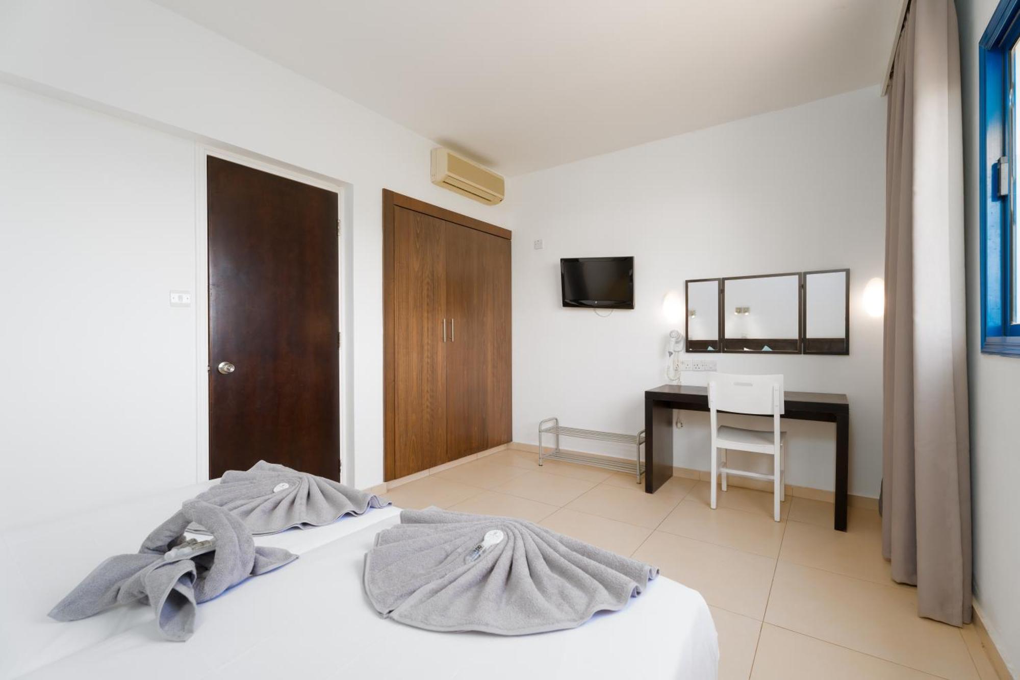 Kritamo Beach Hotel Apartments Ayia Napa Exterior foto